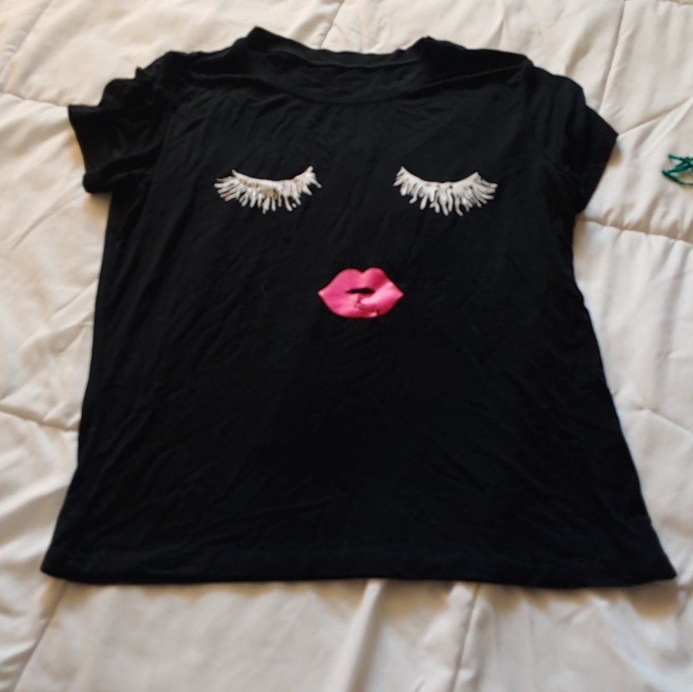 Lashes & lips shirt